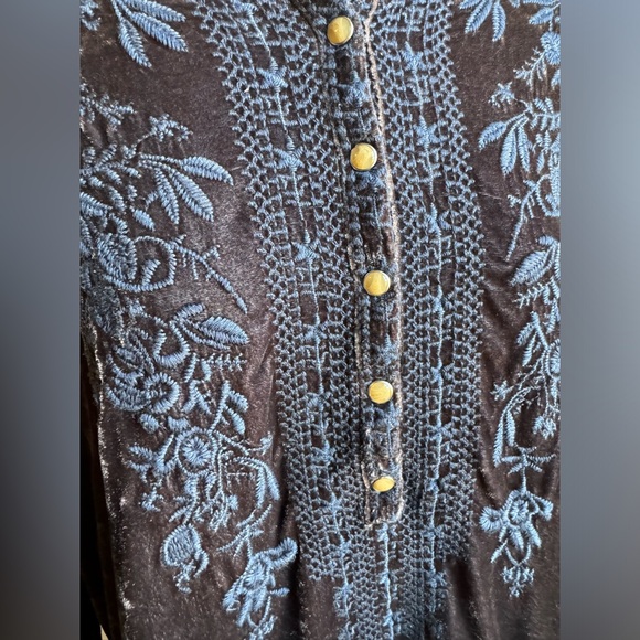 Johnny Was Storm Grey Silk Velvet Button Up Blouse - Picture 2 of 6